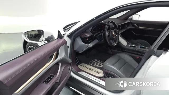 Porsche Taycan id 3468543 из Кореи 20