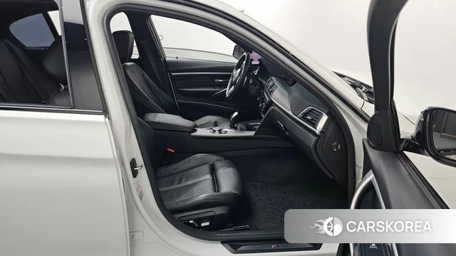 BMW 3 Series (F30) id 3886570 из Кореи 20