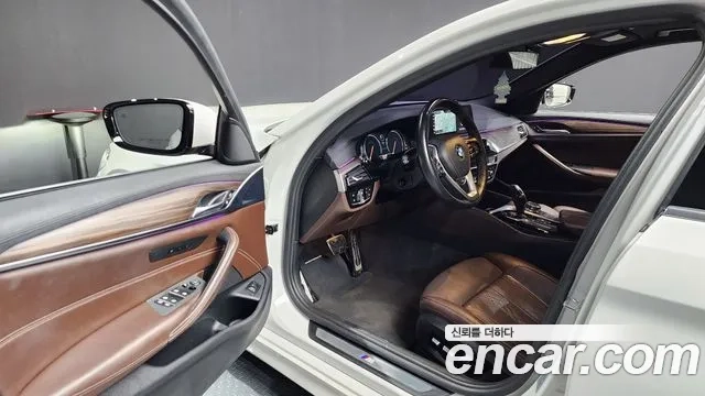 BMW 5 Series (G30) id 2887220 из Кореи 20