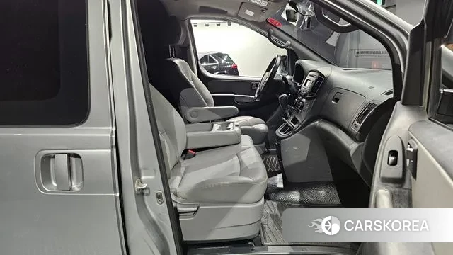 Hyundai The New Grand Starex id 3391190 из Кореи 20