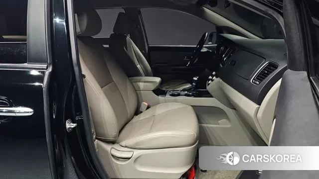 Kia The New Carnival id 3779160 из Кореи 20