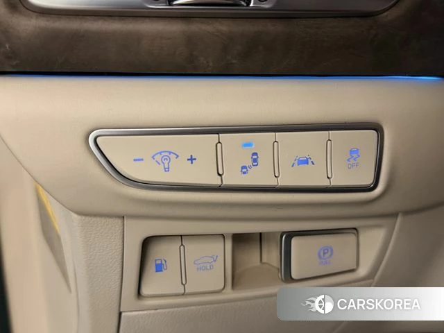 Genesis G90 id 3860779 из Кореи 20