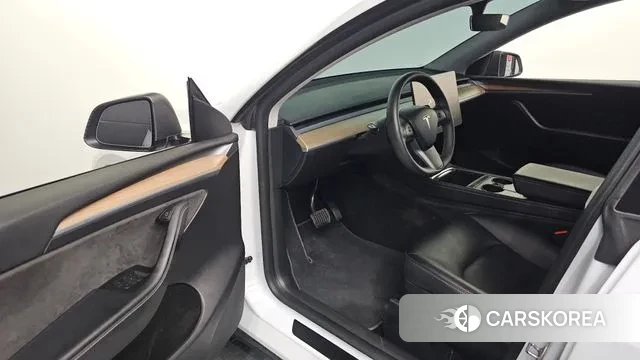 Tesla Model Y id 3452431 из Кореи 20