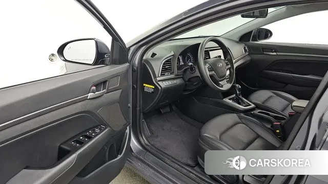 Hyundai Avante AD id 3698951 из Кореи 21