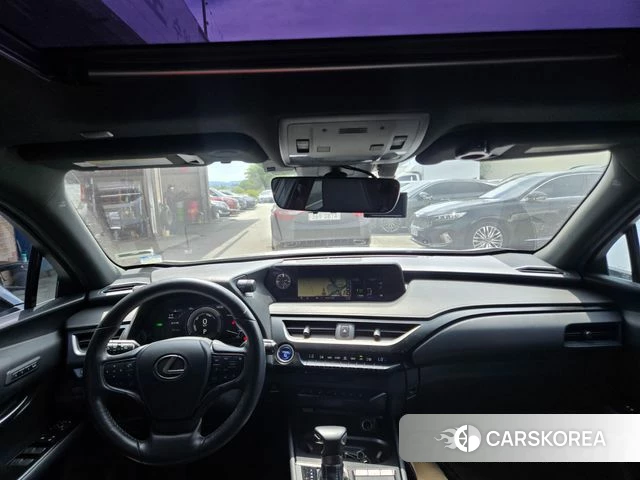 Lexus UX250h id 4397316 из Кореи 18