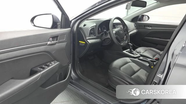 Hyundai Avante AD id 4620650 из Кореи 20
