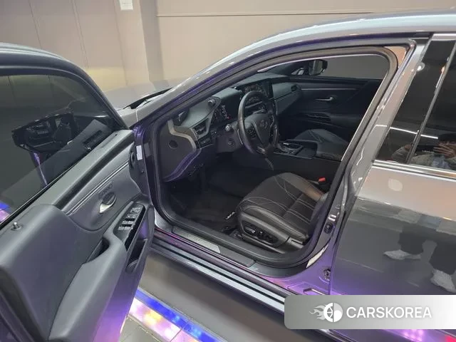 Lexus ES300h 7th generation id 3341954 из Кореи 20