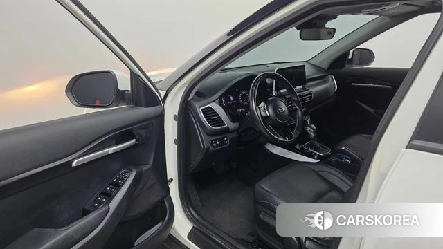 Kia Seltos id 4362236 из Кореи 30