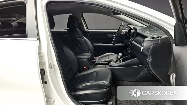 Kia Come New K3 id 3345355 из Кореи 20