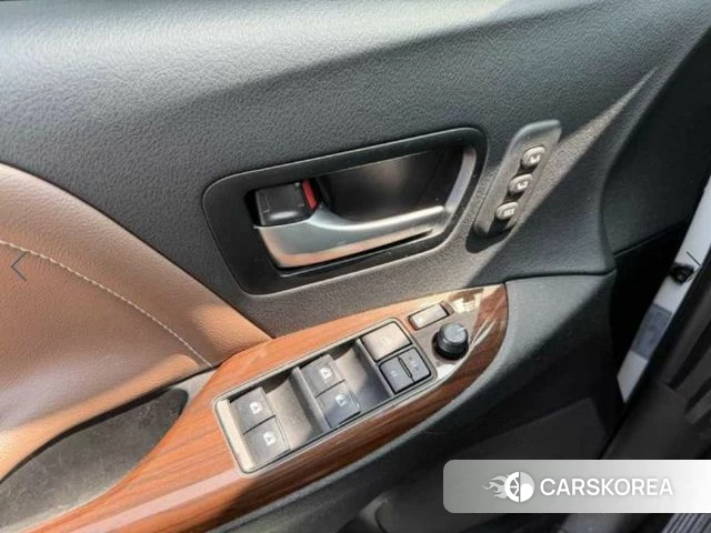 Toyota Sienna id 3955348 из Кореи 15