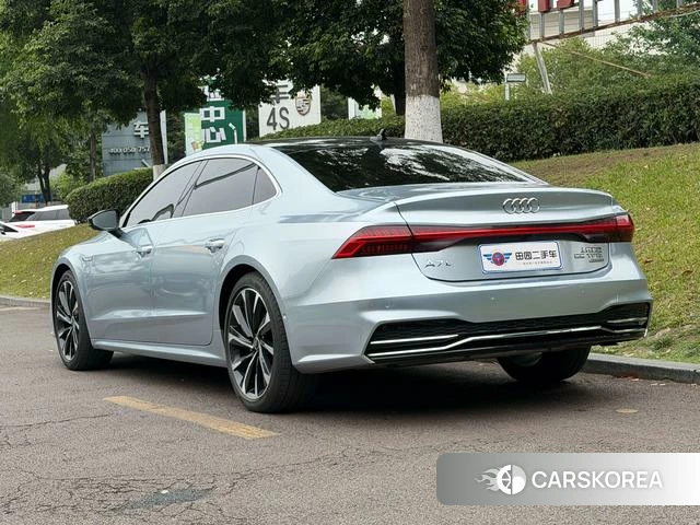 Audi A7L id 4336191 из Китая 13