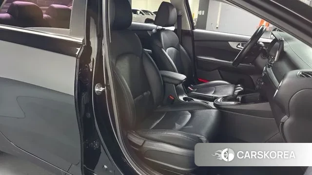 Kia Come New K3 id 2977203 из Кореи 20