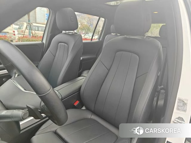 Mercedes-Benz GLB id 4260012 из Китая 21
