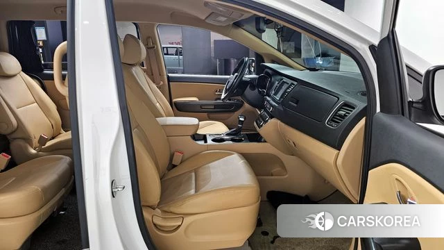 Kia The New Carnival id 3885737 из Кореи 20