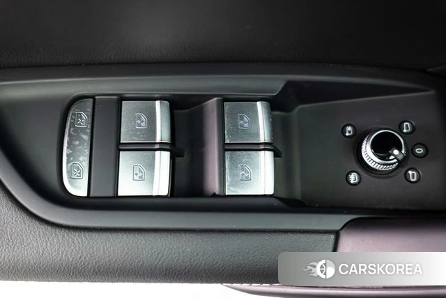 Audi Q5L id 4272711 из Китая 24