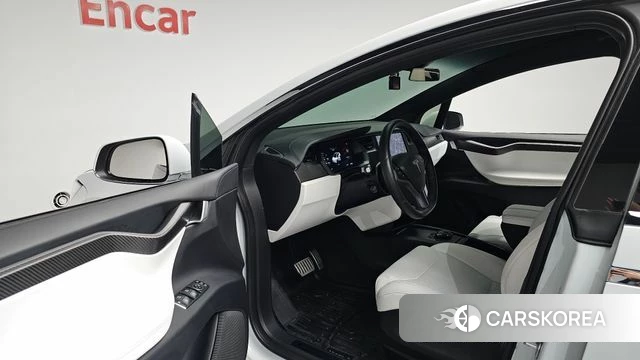 Tesla Model X id 4377974 из Кореи 41