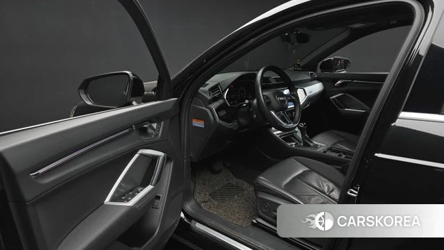 Audi Q3 (F3) id 4268689 из Кореи 29