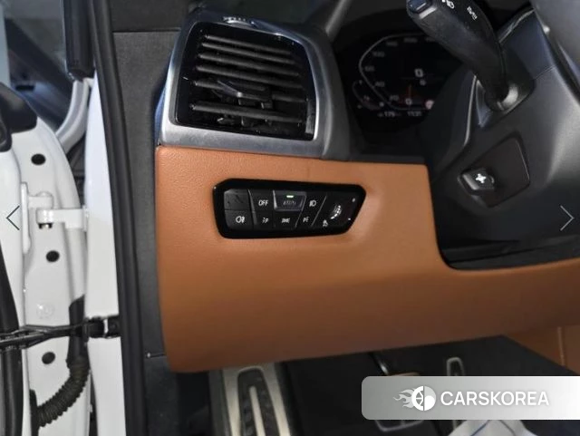 BMW 8 Series (G15) id 3919682 из Кореи 20