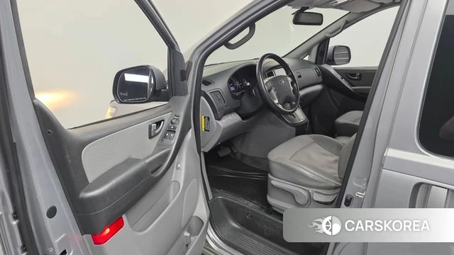 Hyundai The New Grand Starex id 4397692 из Кореи 30