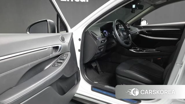 Hyundai Sonata Hybrid (DN8) id 3832815 из Кореи 20