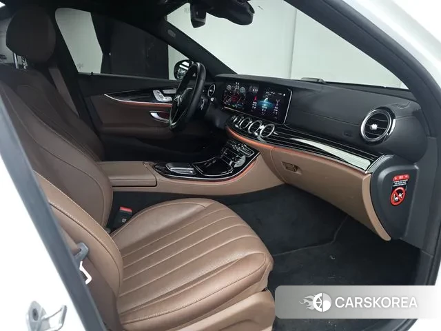 Mercedes-Benz E-Class W213 id 3104663 из Кореи 16