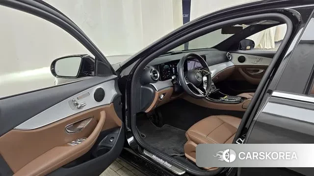 Mercedes-Benz E-Class W213 id 3676446 из Кореи 17