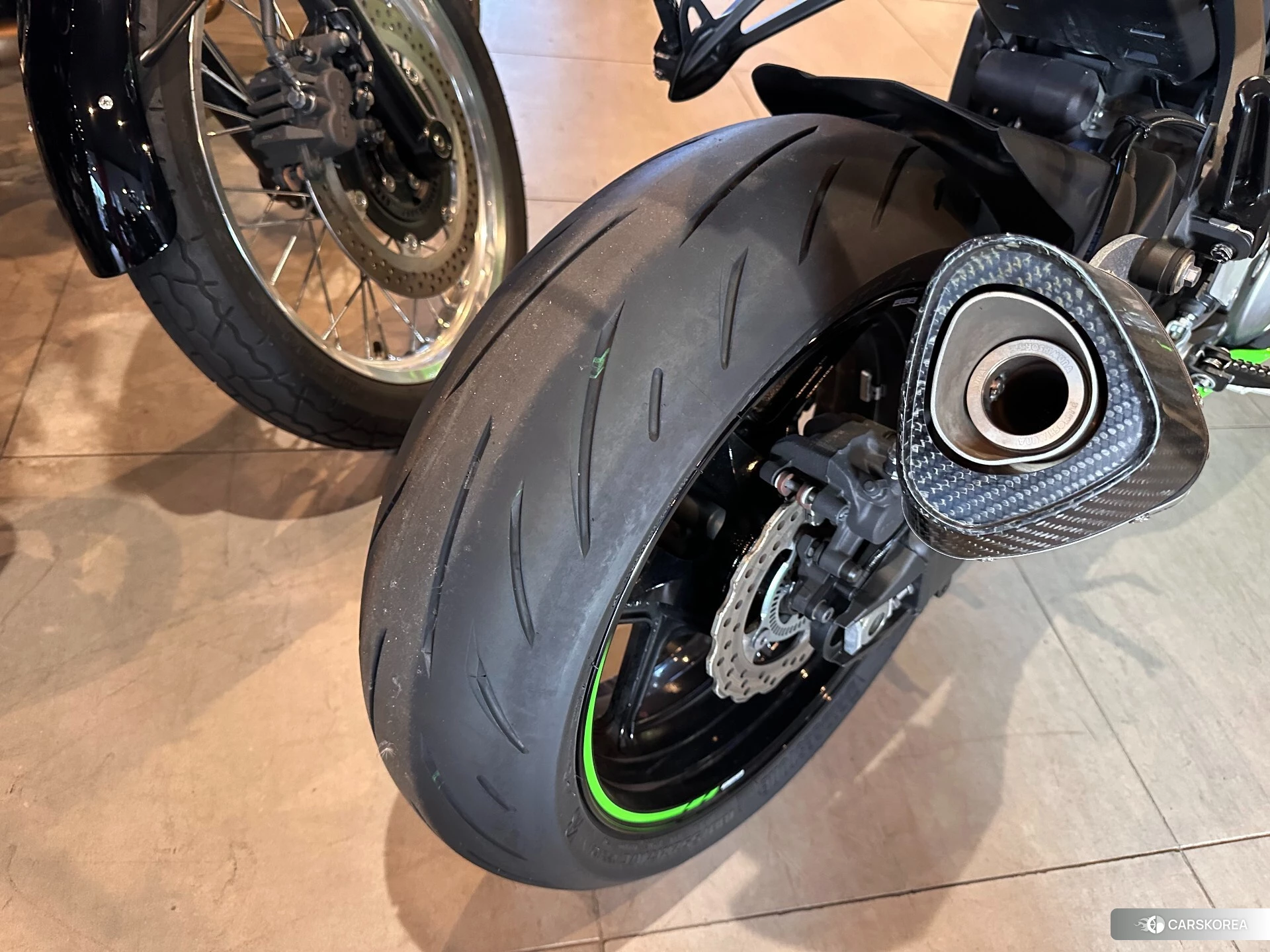 Kawasaki NINJA ZX-6R KRT id 4352779 из Японии 10