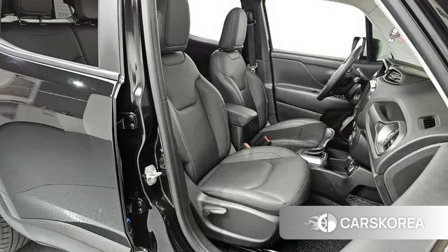 Jeep Renegade id 3180493 из Кореи 20