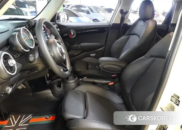 Mini Cooper S id 3226392 из Кореи 20