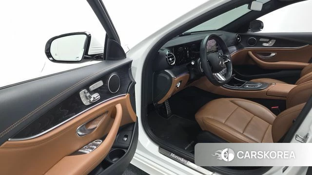 Mercedes-Benz E-Class W213 id 4470256 из Кореи 31