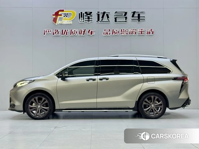 Toyota Saina id 4276597 из Китая 14