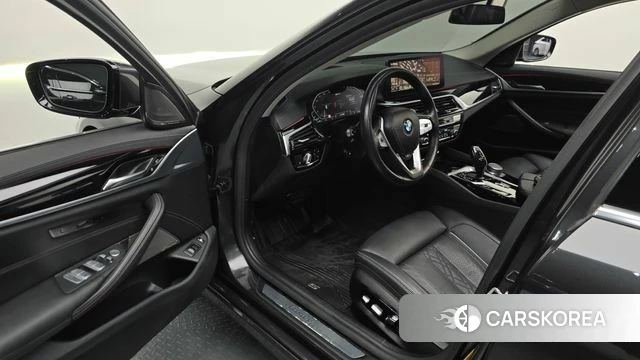 BMW 5 Series (G30) id 4666892 из Кореи 33