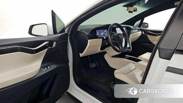 Tesla Model X id 4284186 из Кореи 40