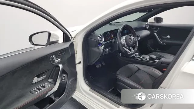 Mercedes-Benz A-Class W177 id 3378727 из Кореи 20