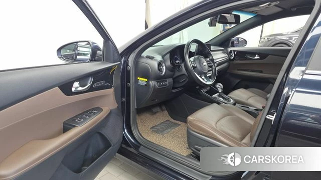 Kia Come New K3 id 4937671 из Кореи 30