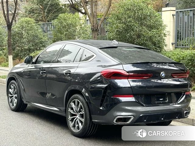BMW X6 id 4257424 из Китая 12