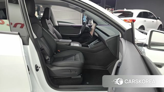 Tesla Model Y id 4617403 из Кореи 31