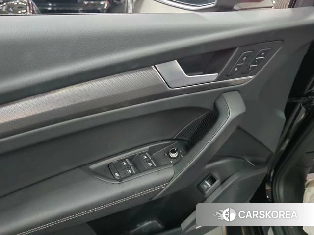 Audi Q5L id 4271120 из Китая 10