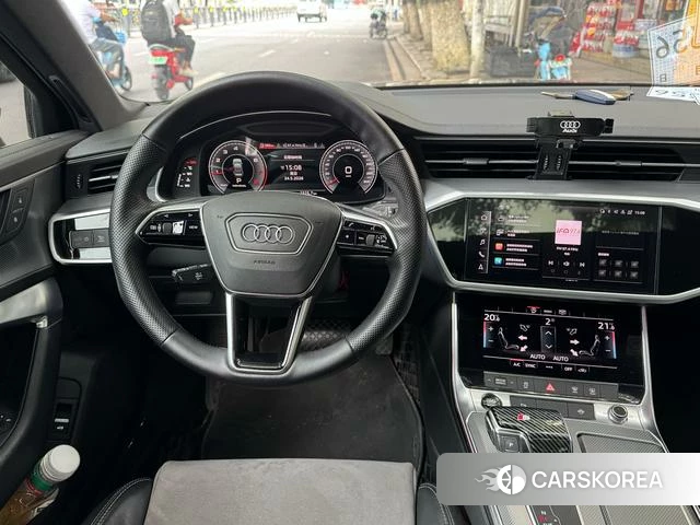 Audi A6L id 4368124 из Китая 10
