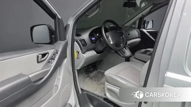 Hyundai The New Grand Starex id 3428736 из Кореи 20