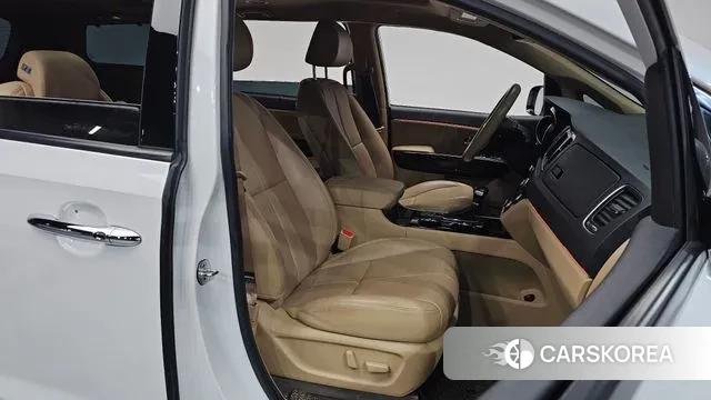 Kia The New Carnival id 3275348 из Кореи 20