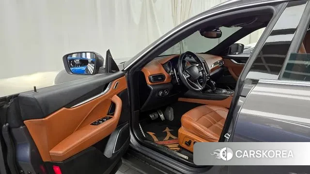 Maserati Levante id 3000557 из Кореи 20