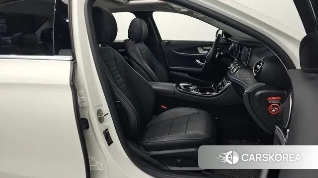 Mercedes-Benz E-Class W213 id 3692942 из Кореи 20