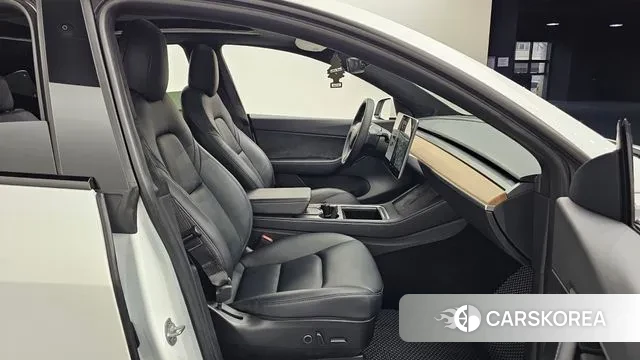 Tesla Model Y id 3127965 из Кореи 20