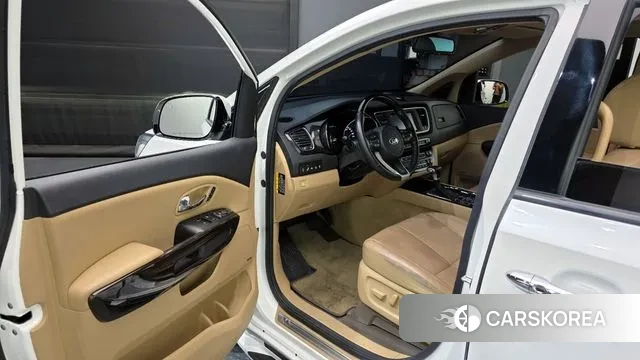 Kia The New Carnival id 3601898 из Кореи 20