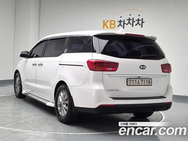 Kia The New Carnival id 2667439 из Кореи 18