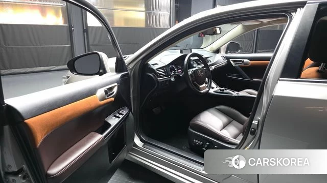 Lexus CT200h id 4325946 из Кореи 20