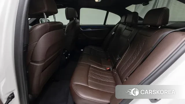 BMW 5 Series (G30) id 3741509 из Кореи 20