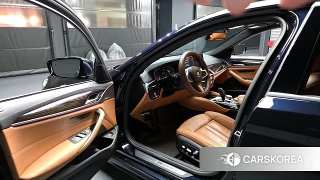 BMW 5 Series (G30) id 3772113 из Кореи 20