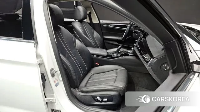 BMW 5 Series (G30) id 3520334 из Кореи 20